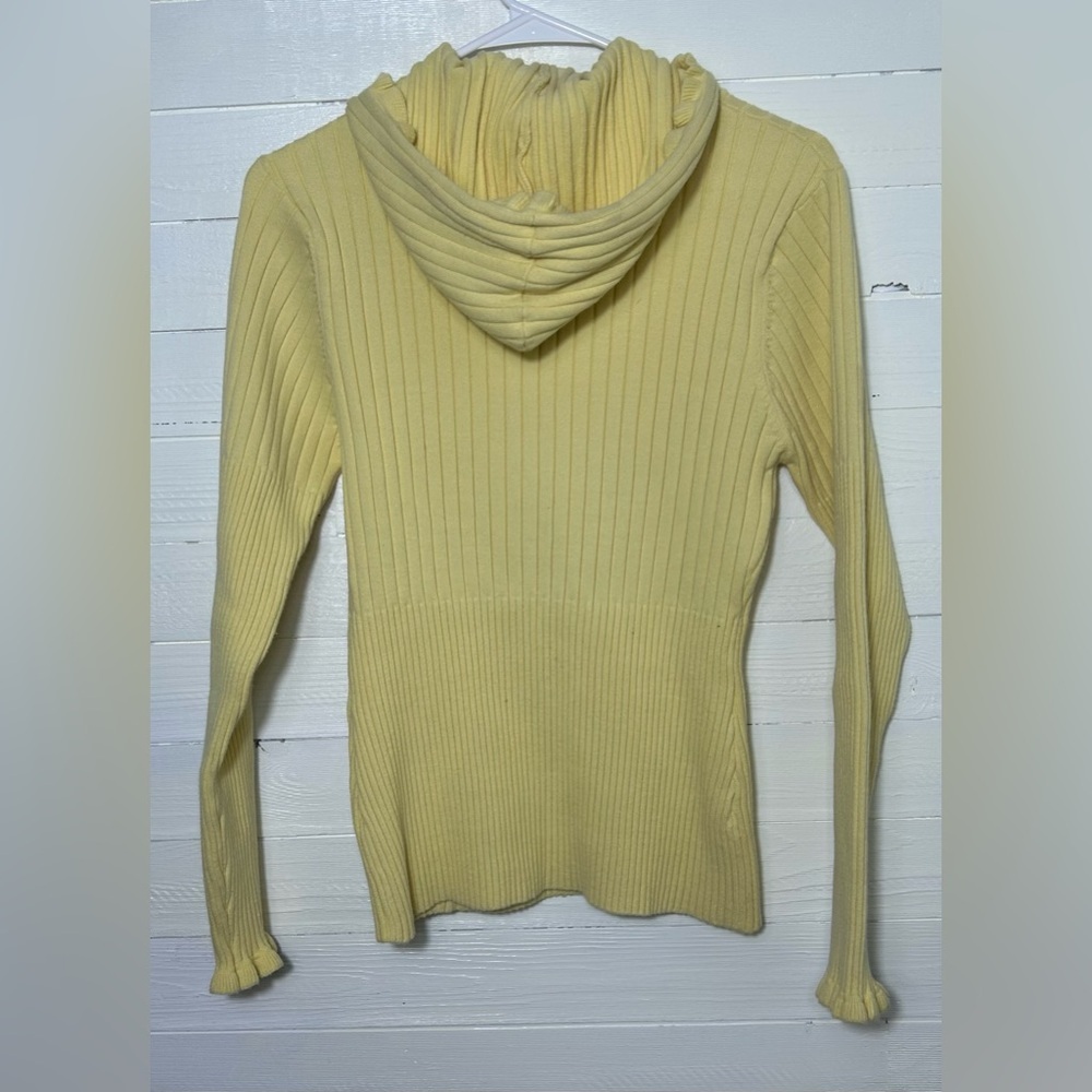 Nils yellow hooded sweater, zip pouch front, women’s size Large. EUC - Picture 3 of 5